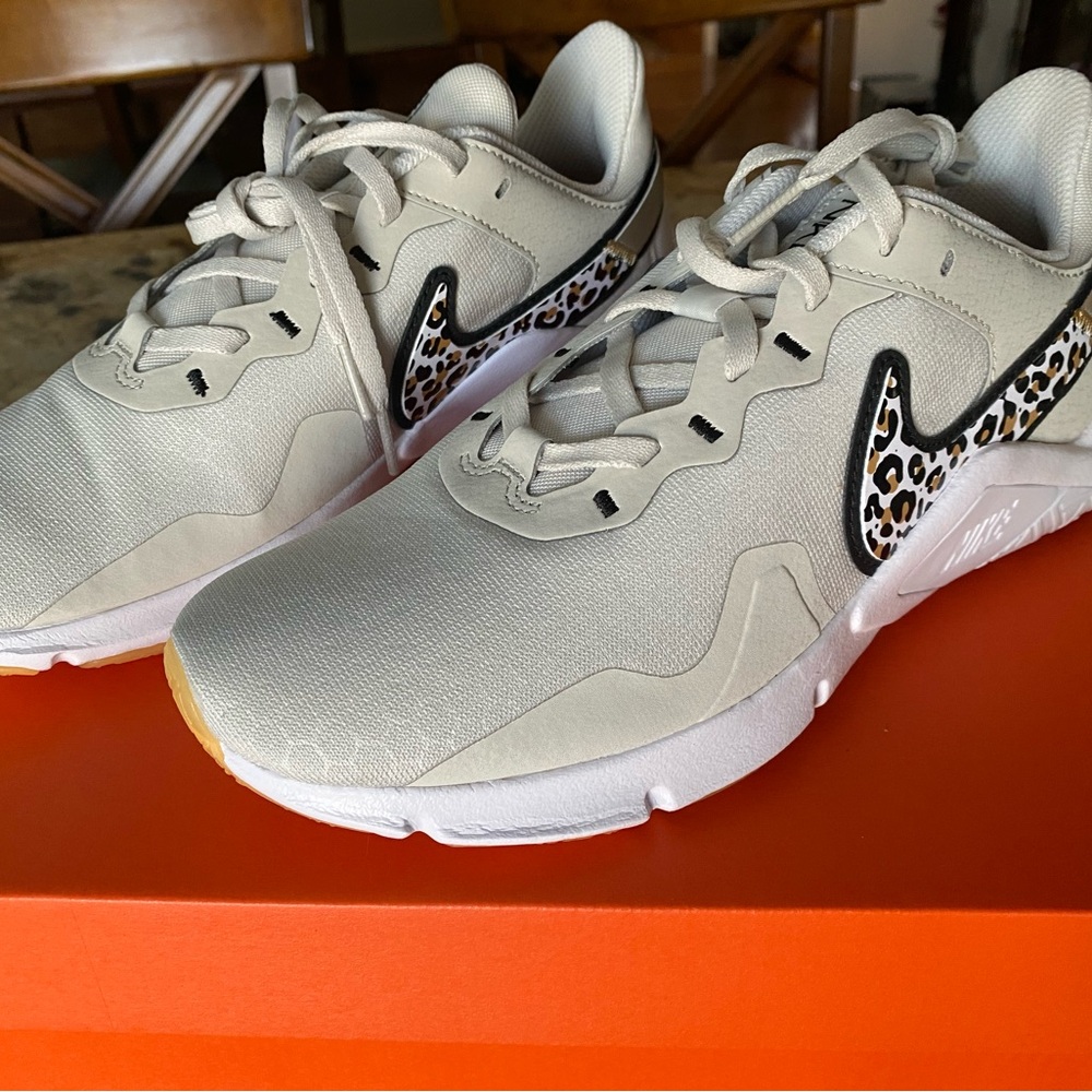 Nike Women's Cream and Leopard Print Sneakers